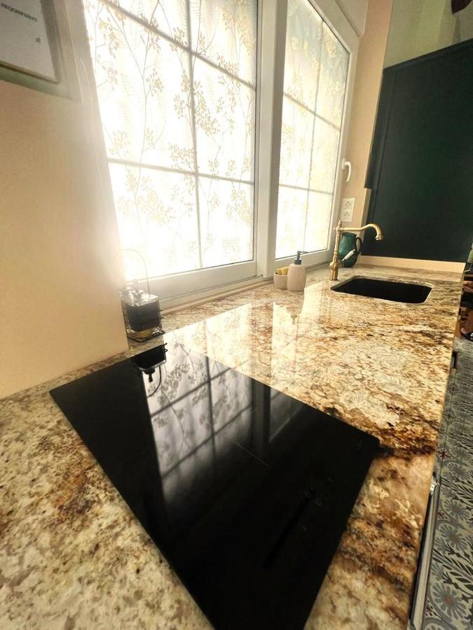 Esmeralda Apartment With Free Private Underground Parking Valence Extérieur photo