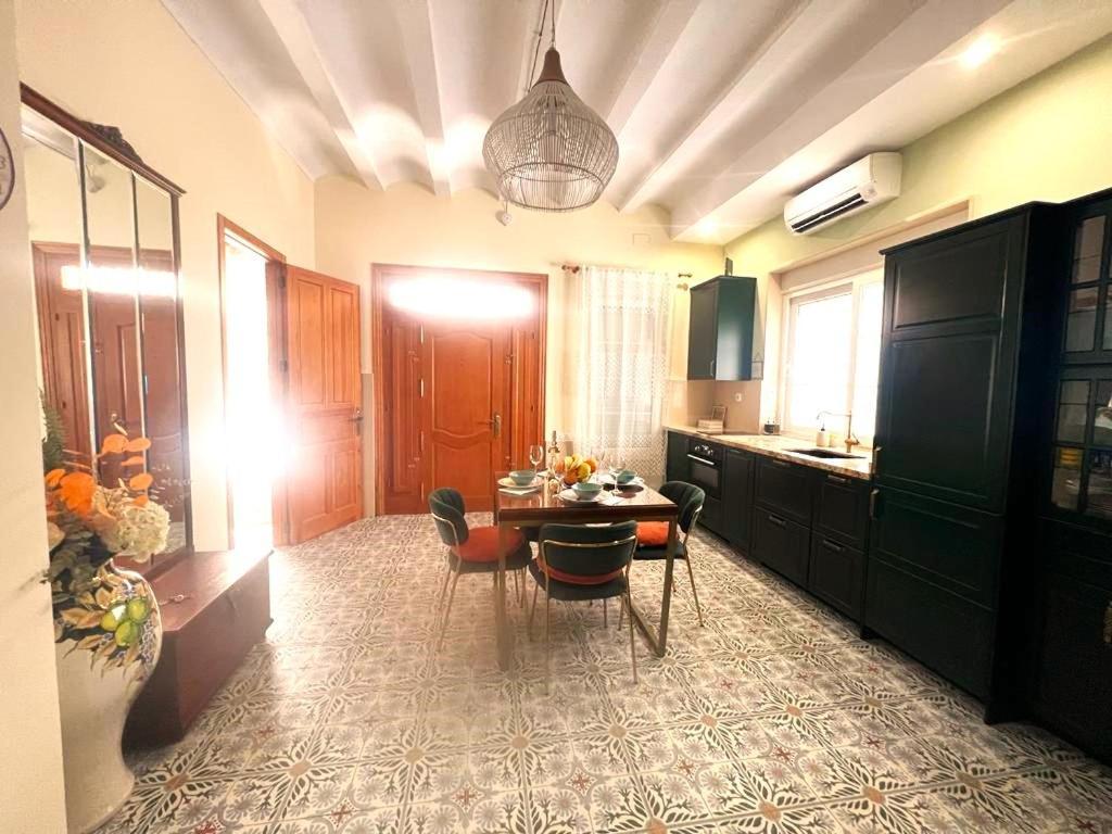 Esmeralda Apartment With Free Private Underground Parking Valence Extérieur photo
