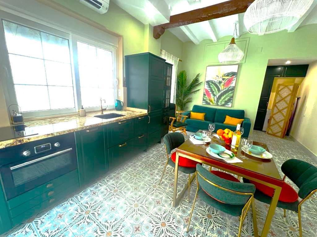 Esmeralda Apartment With Free Private Underground Parking Valence Extérieur photo