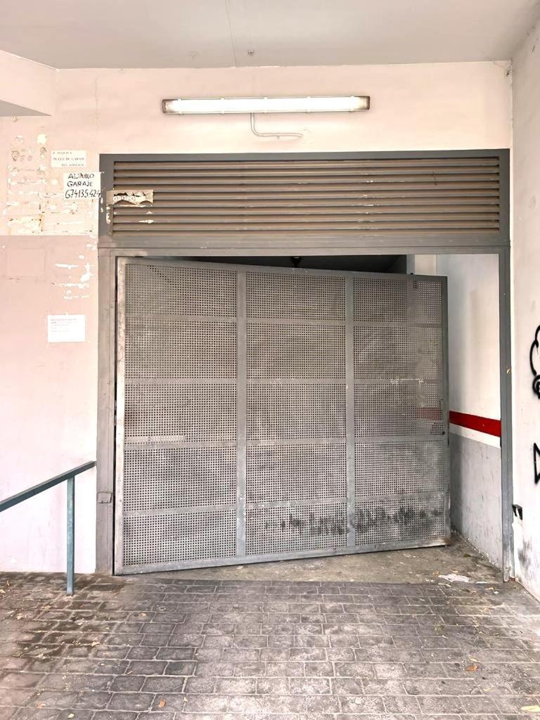 Esmeralda Apartment With Free Private Underground Parking Valence Extérieur photo