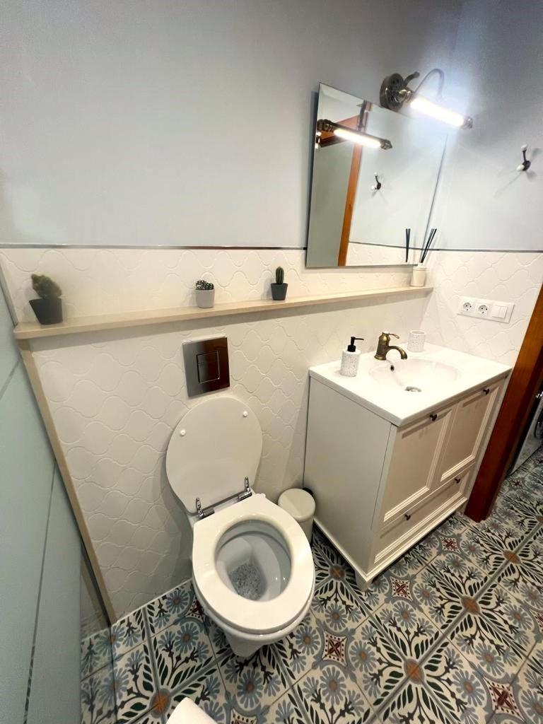 Esmeralda Apartment With Free Private Underground Parking Valence Extérieur photo